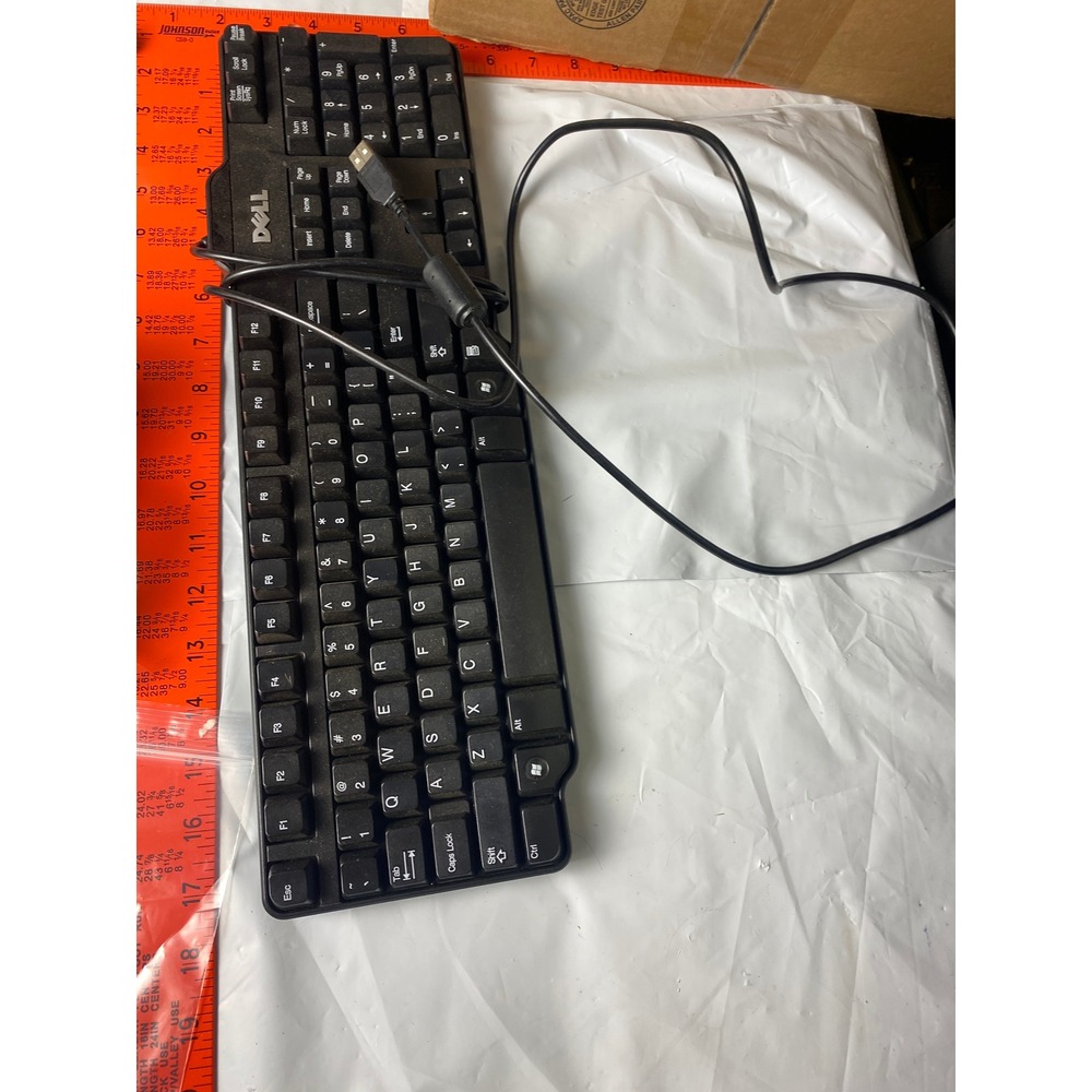 Dell L1000 Wired USB Keyboard Black Full Size QWERTY 104-Key Model 0013